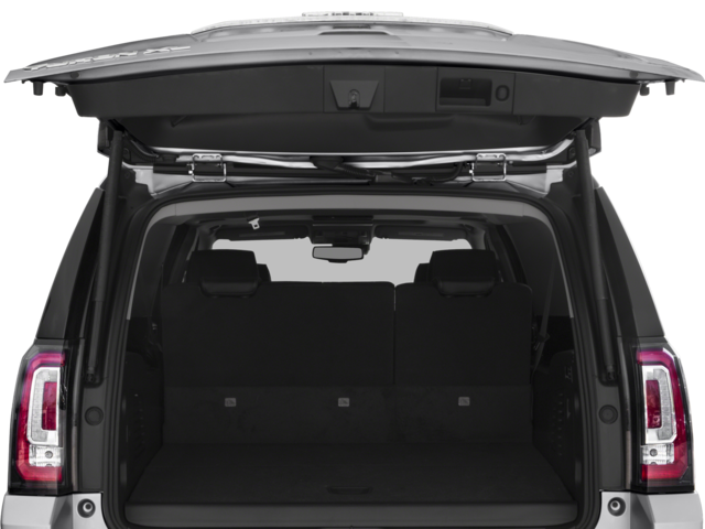 2017 Gmc Yukon XL photo 2