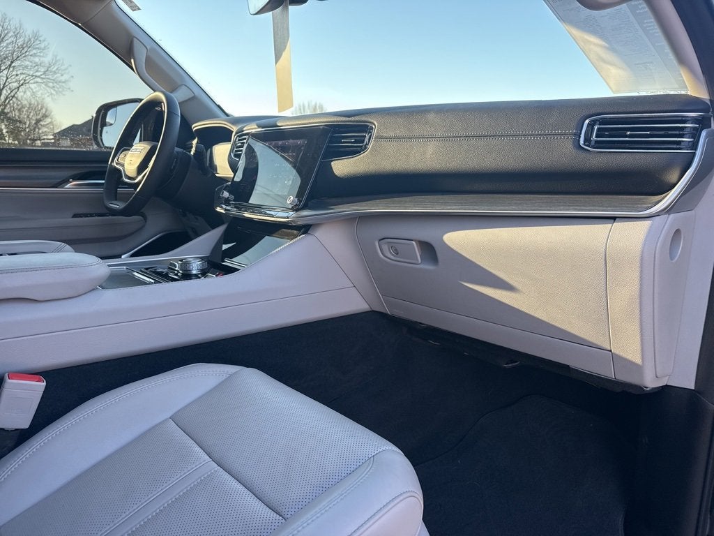 2023 Jeep Wagoneer Series III