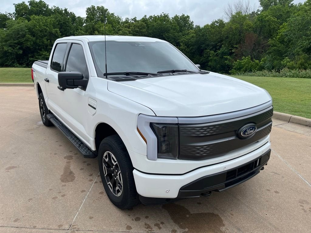 2023 Ford F-150 Lightning Pro