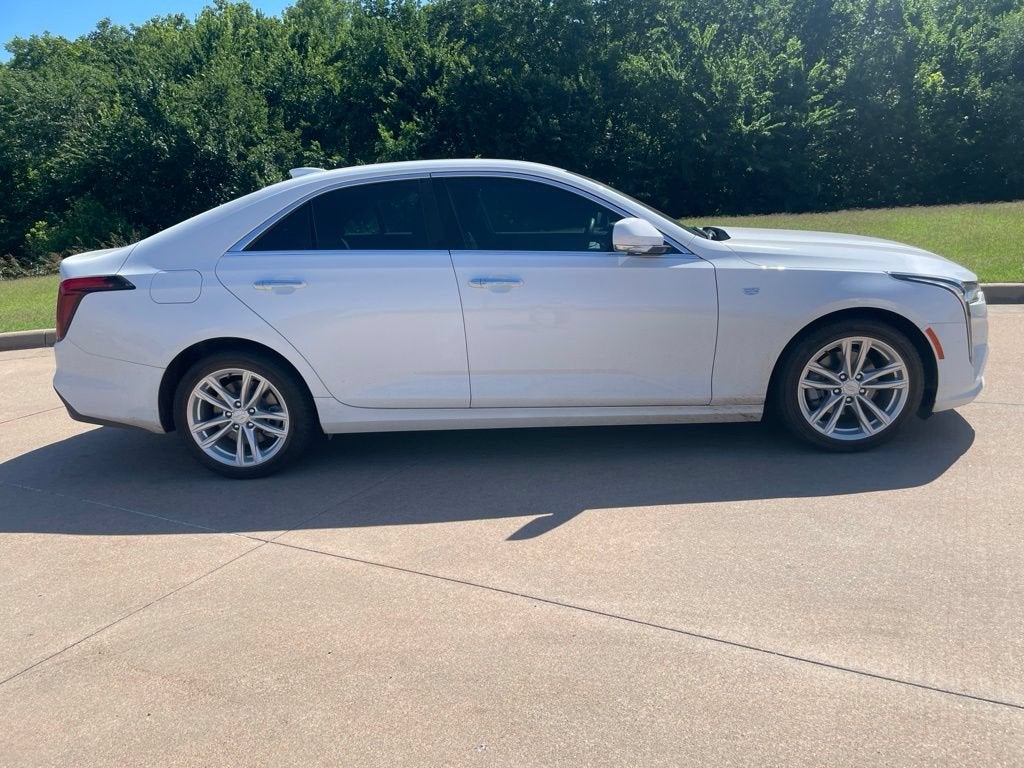 2026 Cadillac CT4 Luxury