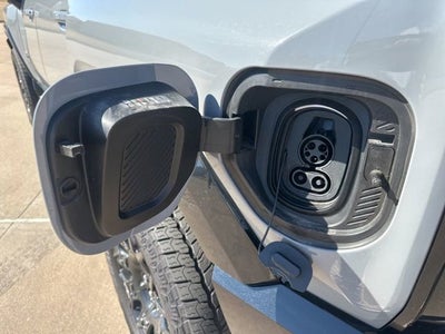 2024 GMC HUMMER EV SUV 2X