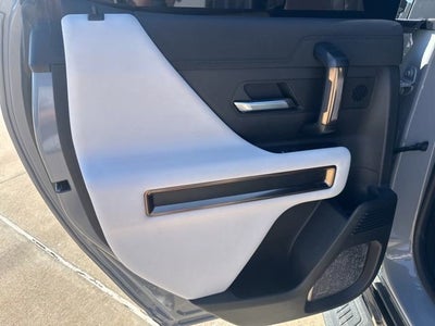 2024 GMC HUMMER EV SUV 2X