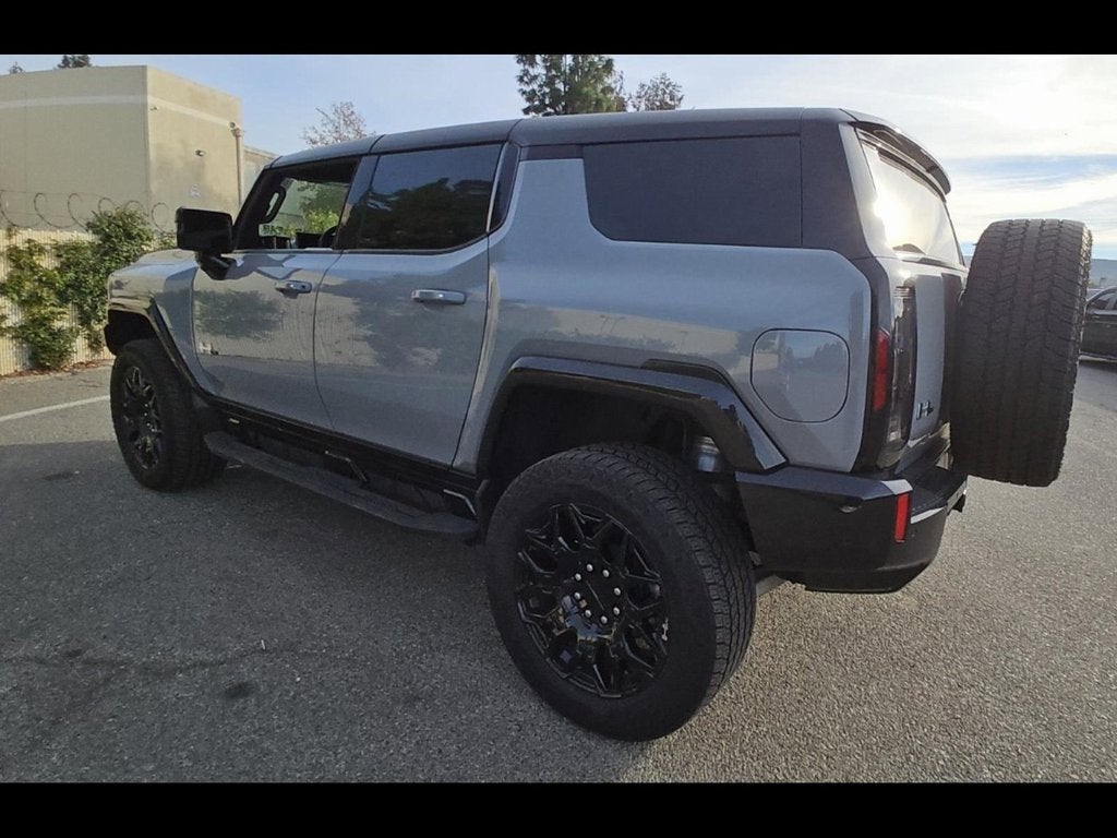 2024 GMC HUMMER EV SUV 2X