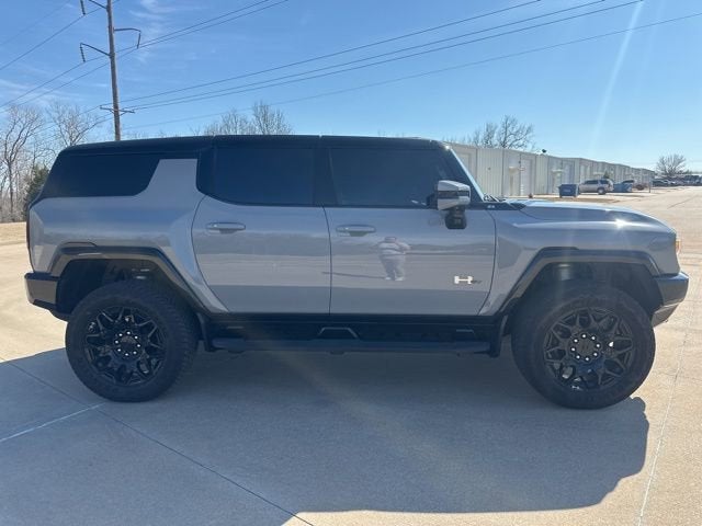 2024 GMC HUMMER EV SUV 2X