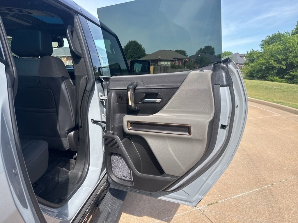 2024 GMC HUMMER EV SUV 2X