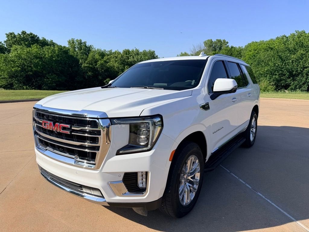 2023 GMC Yukon SLT