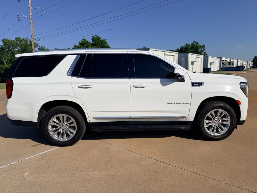2023 GMC Yukon SLT