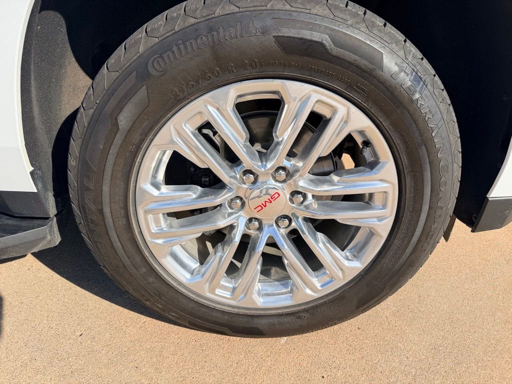 2023 GMC Yukon SLT