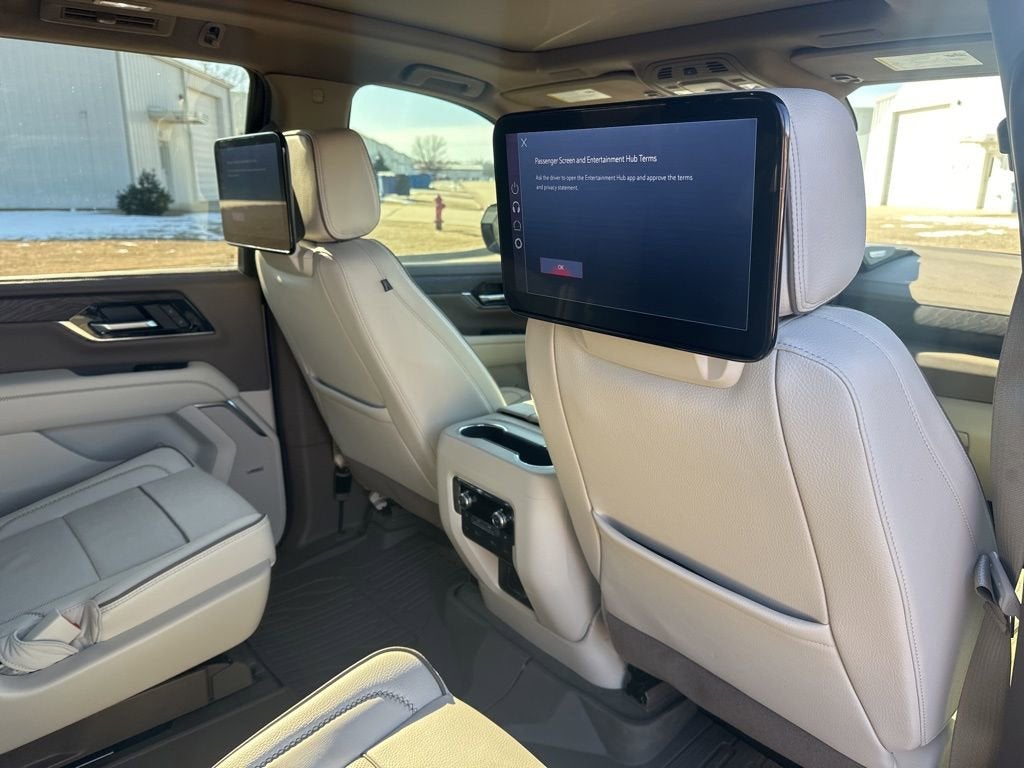 2025 GMC Yukon Denali