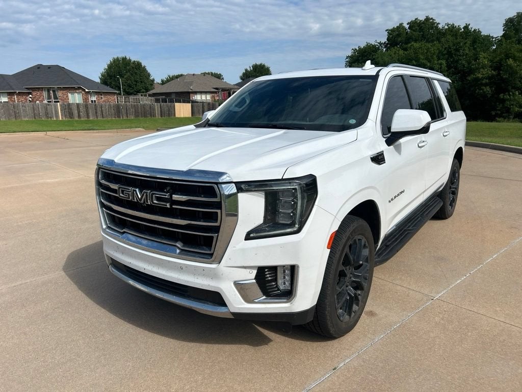 2023 GMC Yukon XL SLT