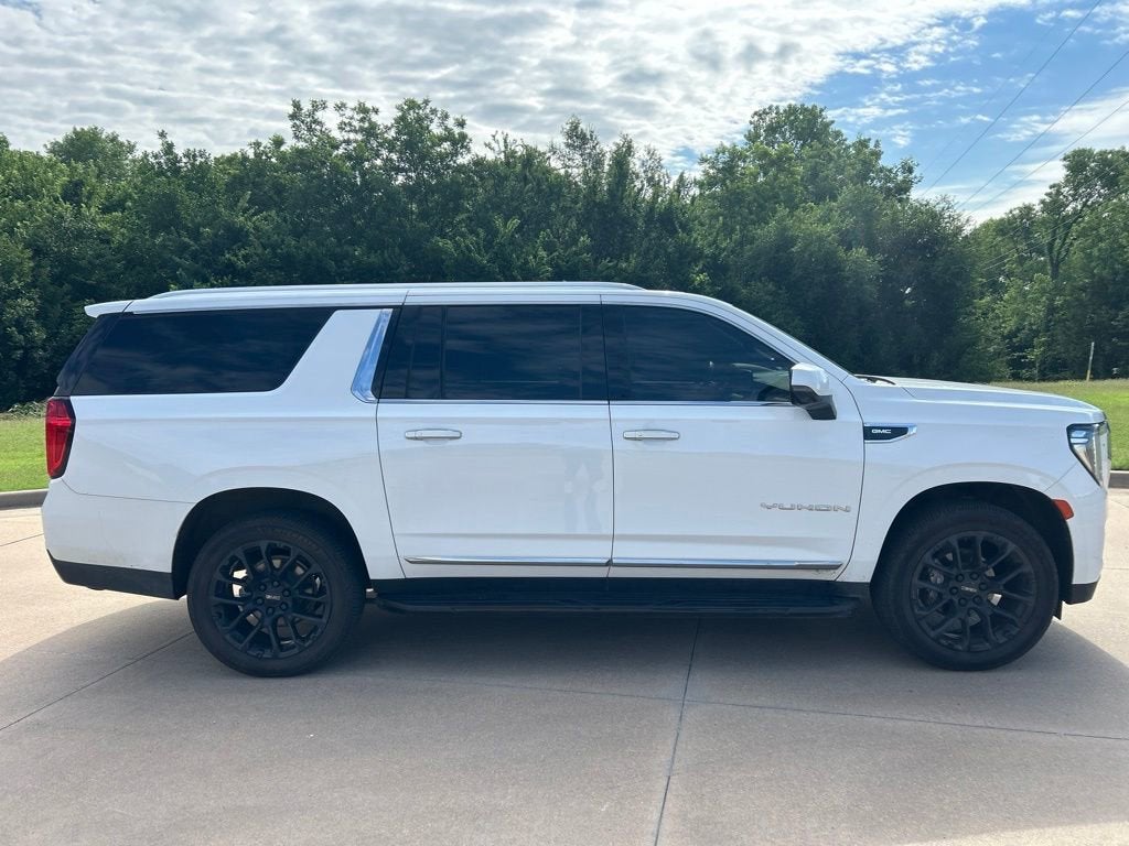2023 GMC Yukon XL SLT
