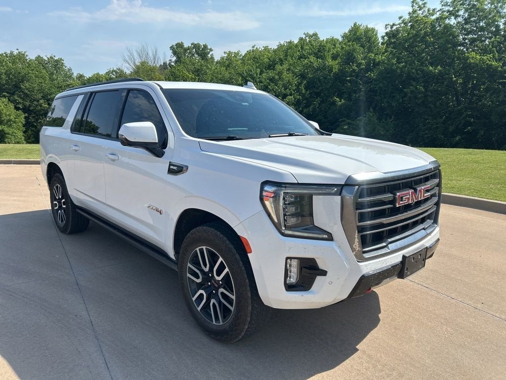 2023 GMC Yukon XL AT4