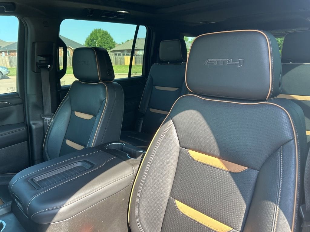 2023 GMC Yukon XL AT4
