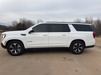 2025 GMC Yukon XL AT4