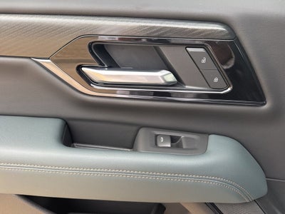 2025 GMC Yukon XL AT4