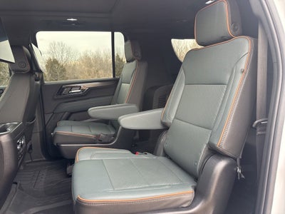 2025 GMC Yukon XL AT4