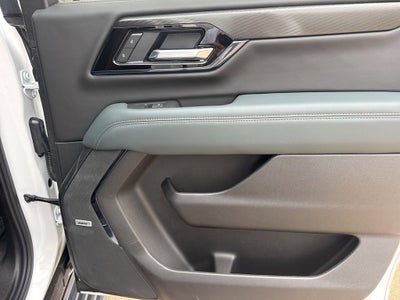 2025 GMC Yukon XL AT4