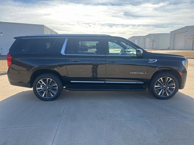 2022 GMC Yukon XL Denali