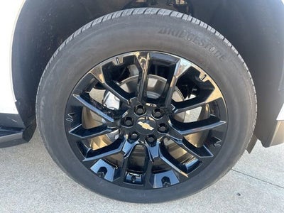 2025 Chevrolet Suburban LT