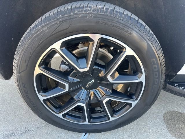 2023 Chevrolet Suburban RST