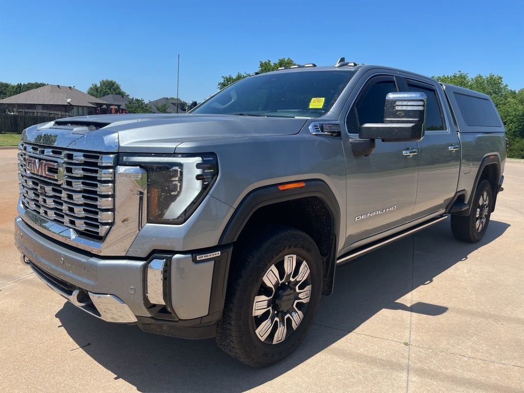 2024 GMC Sierra 4WD Crew Cab Standard Box Denali's photo