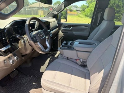 2025 GMC Sierra 3500 HD SLE