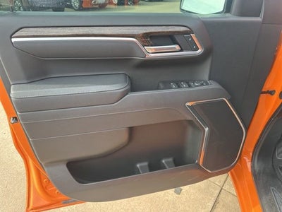 2025 GMC Sierra 1500 SLE