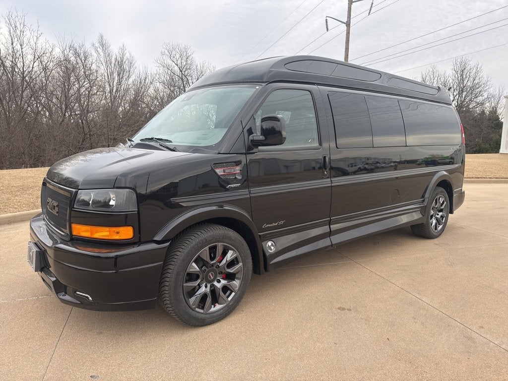 2025 GMC Savana Cargo 2500 Work Van