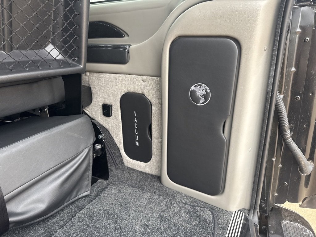 2025 GMC Savana Cargo 2500 Work Van