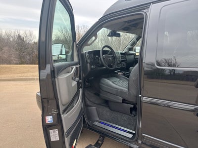 2025 GMC Savana Cargo 2500 Work Van