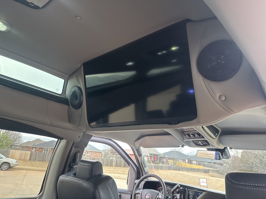 2025 GMC Savana Cargo 2500 Work Van