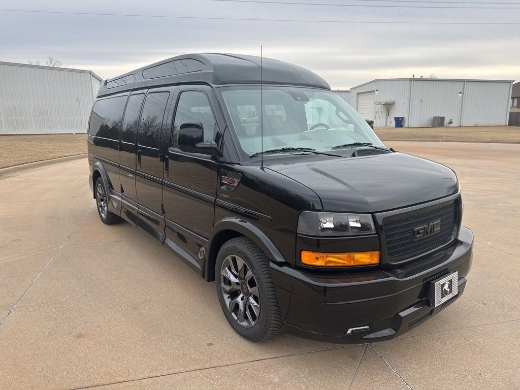2025 GMC Savana Cargo 2500 Work Van