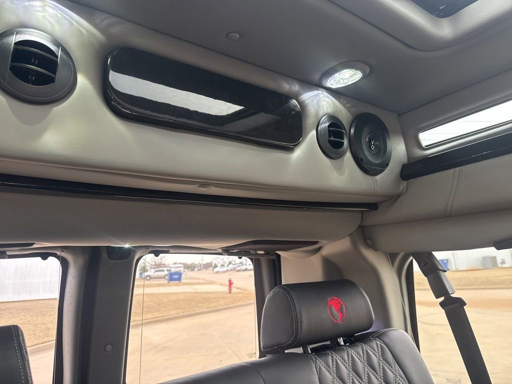 2025 GMC Savana Cargo Work Van