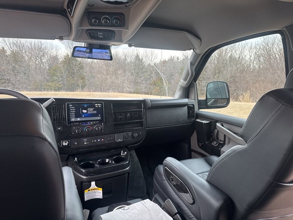 2025 GMC Savana Cargo Work Van