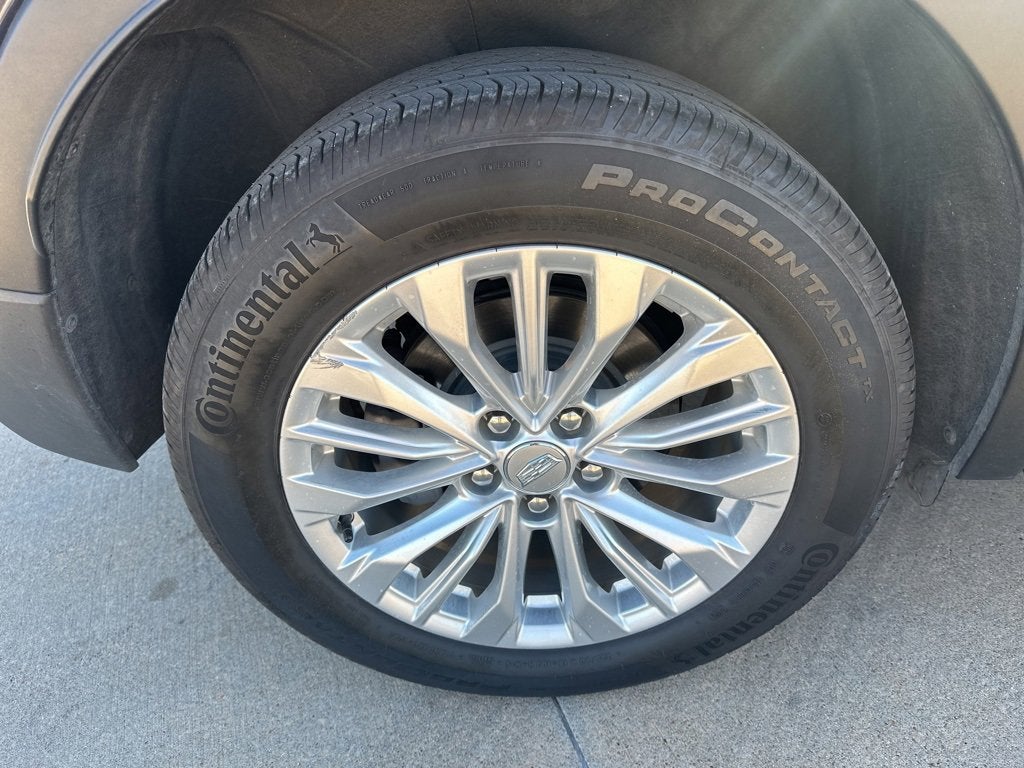 2024 Cadillac XT4 Luxury