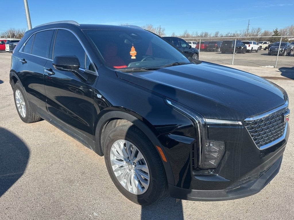 2024 Cadillac XT4 Luxury