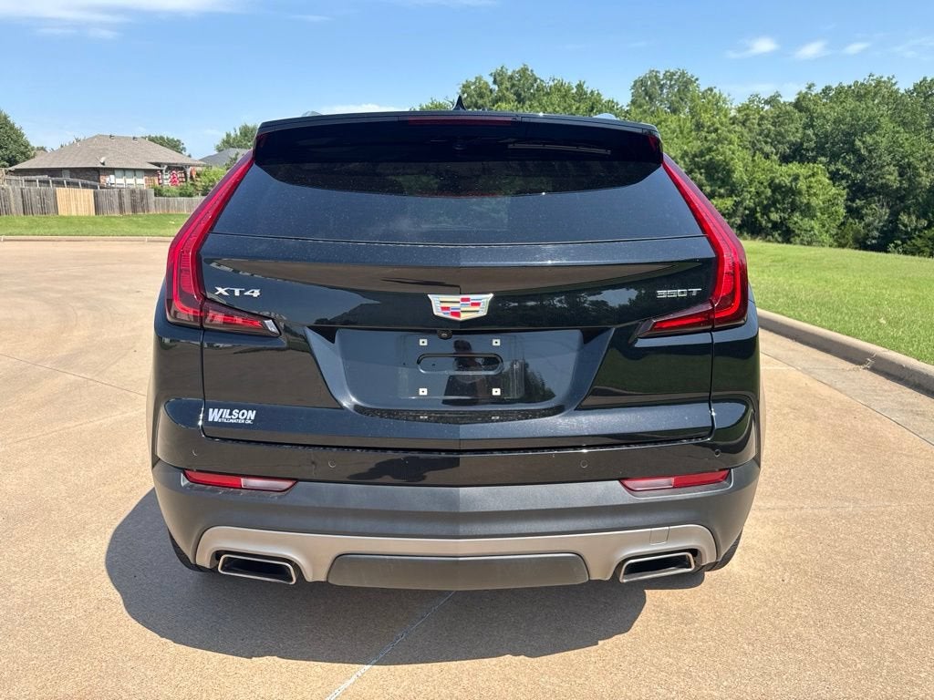 2023 Cadillac XT4 Premium Luxury