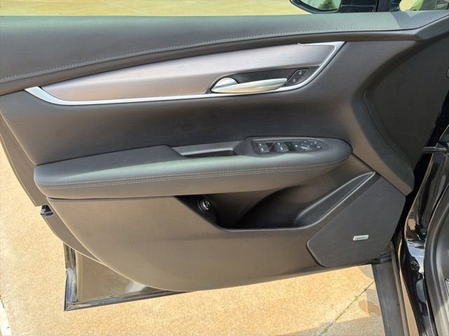 2024 Cadillac XT5 Luxury