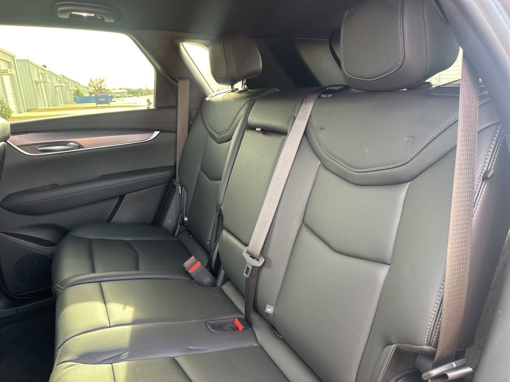 2025 Cadillac XT5 Luxury