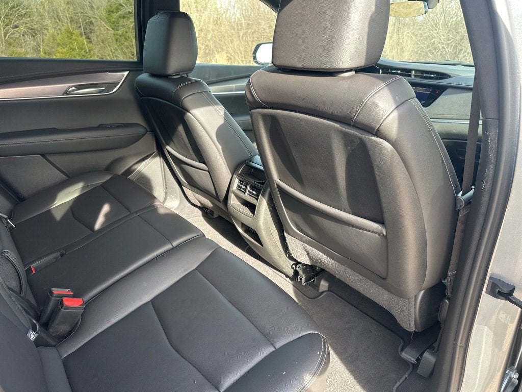 2025 Cadillac XT5 Luxury