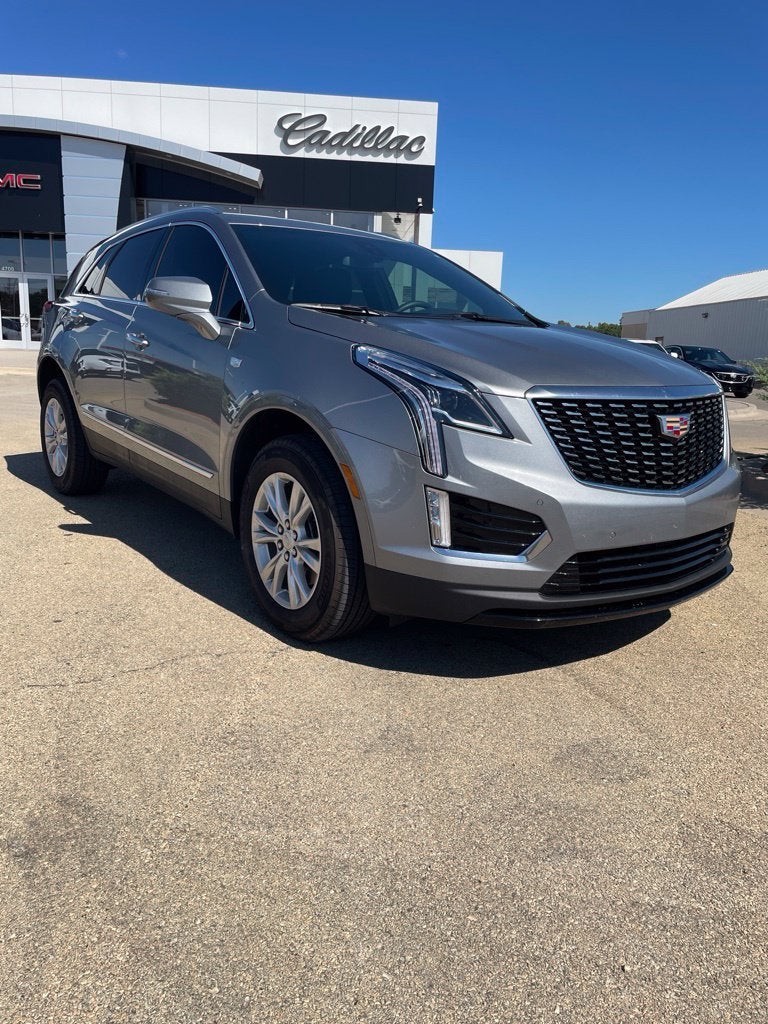 2026 Cadillac XT5 Luxury