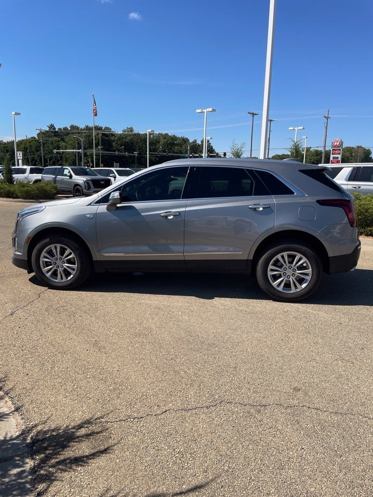 2026 Cadillac XT5 Luxury