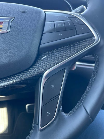 2025 Cadillac XT5 Sport