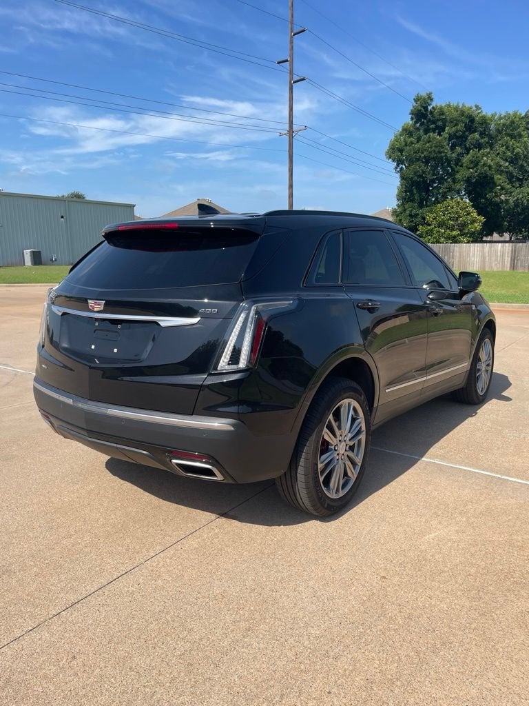 2025 Cadillac XT5 Sport