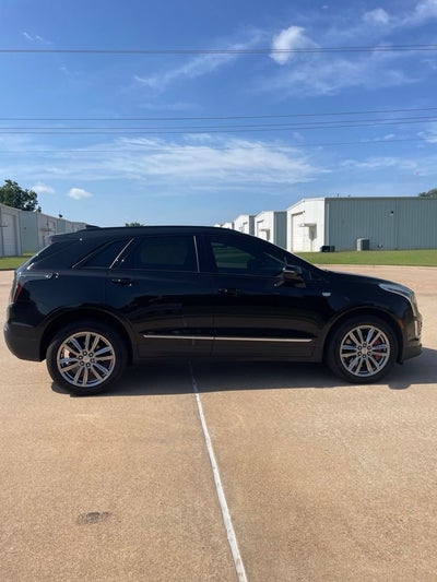 2025 Cadillac XT5 Sport