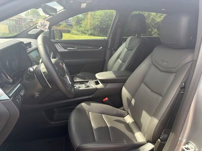 2025 Cadillac XT5 Sport