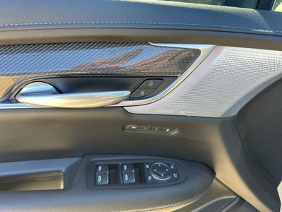 2025 Cadillac XT5 Sport