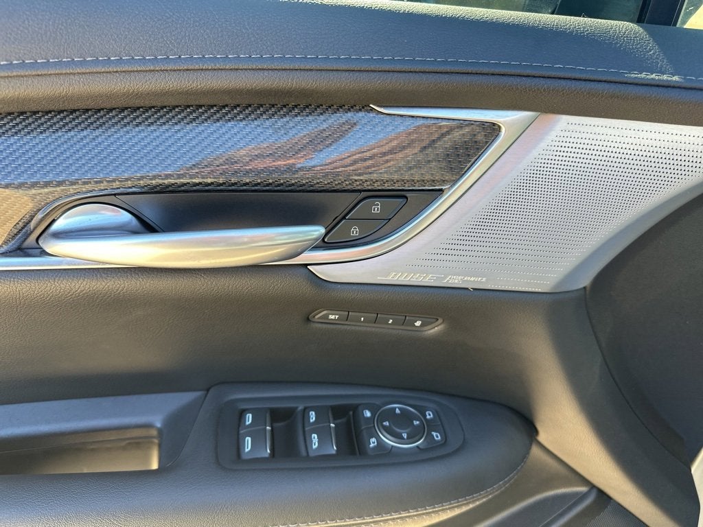 2025 Cadillac XT5 Sport