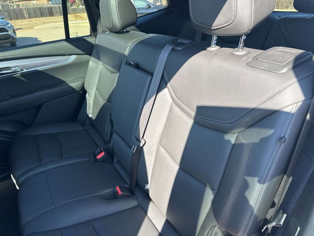 2024 Cadillac XT6 Luxury