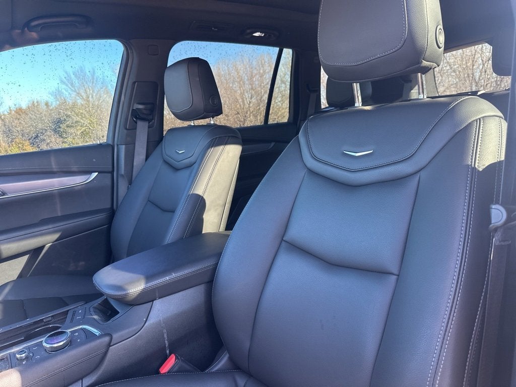 2024 Cadillac XT6 Luxury